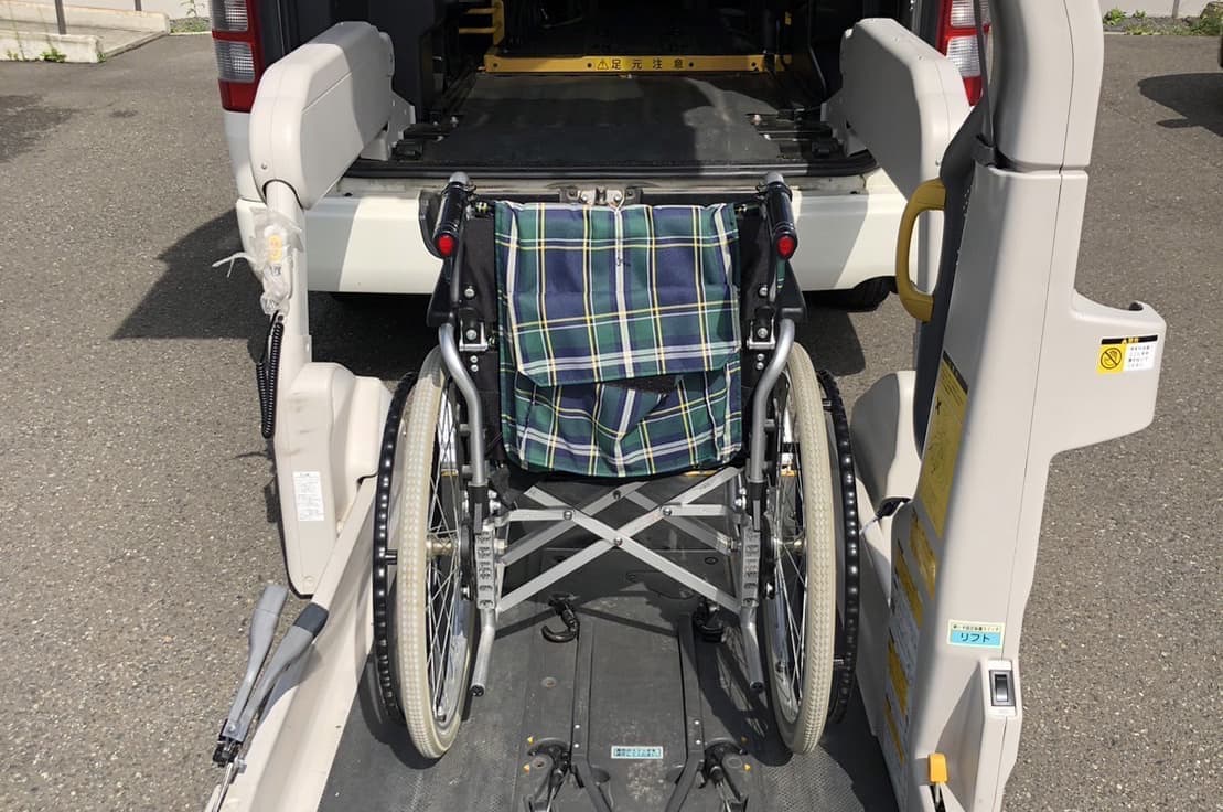 介護車両