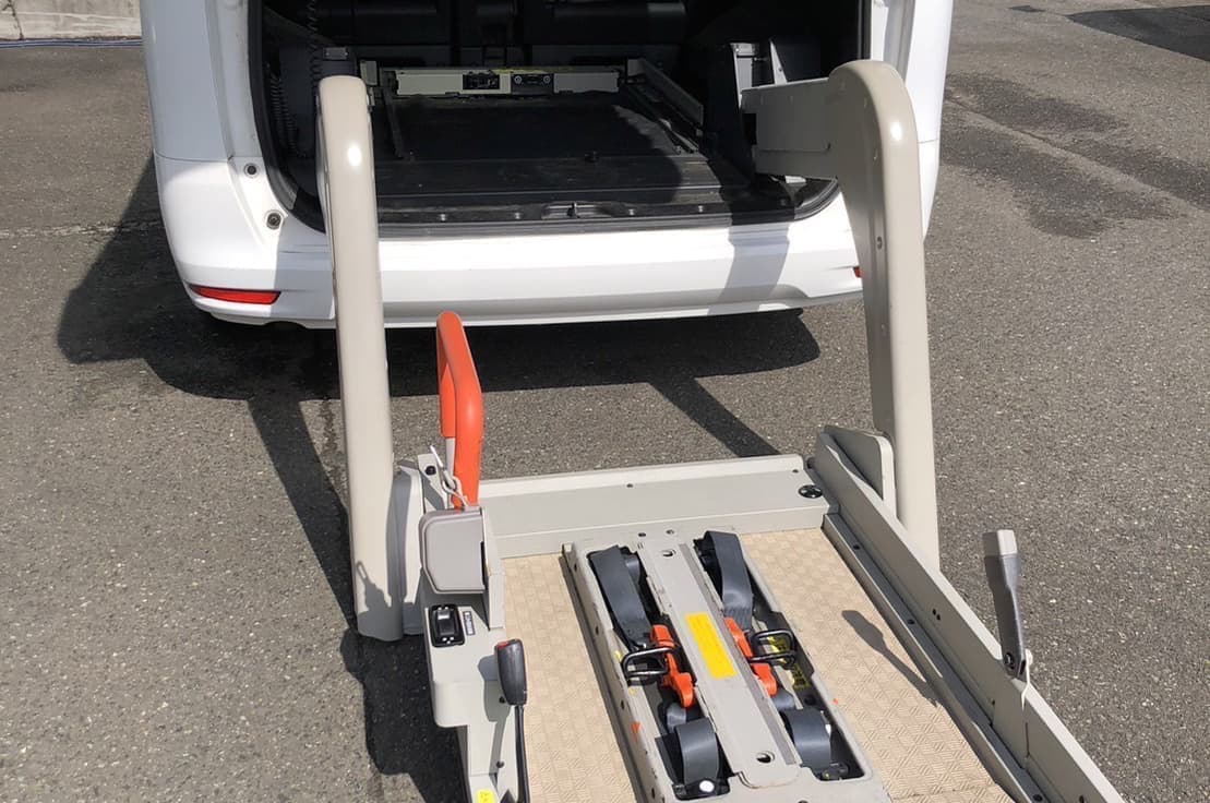 介護車両